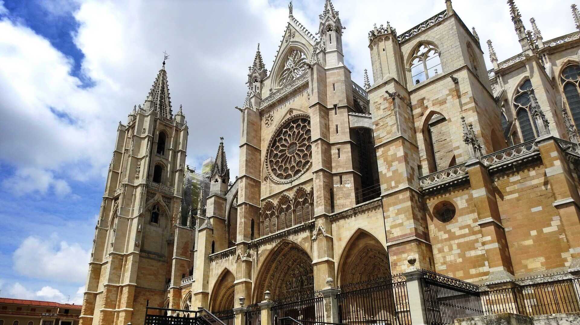 Spain's most beautiful church (and the world’s tallest): one of its façades is a World Heritage Site