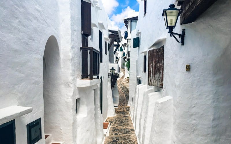 Увлекательная Менорка: её самые красивые деревни