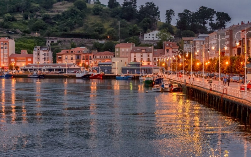 ribadesella promenade