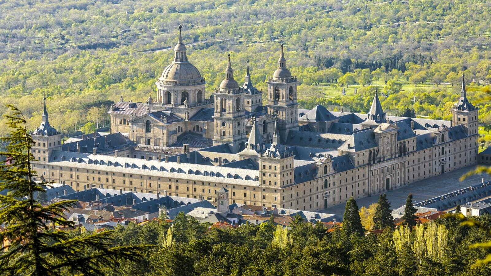 The Monastery of San Lorenzo de El Escorial. | Shutterstock