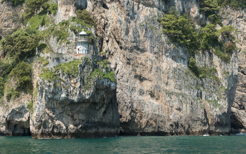Caballo lighthouse, more than 700 steps to a Cantabrian marvel