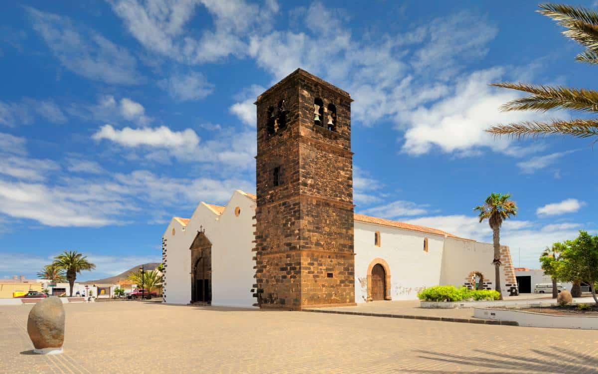 Nuestra Señora de la Candelaria church in La Oliva.