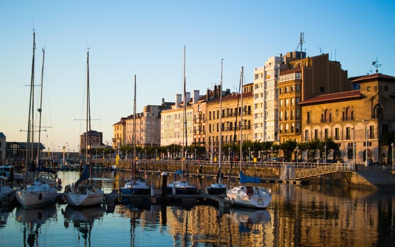 Симадевилья, важный район Хихона