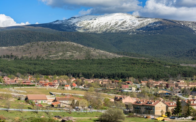 Route with no reception through the Guadarrama of Segovia