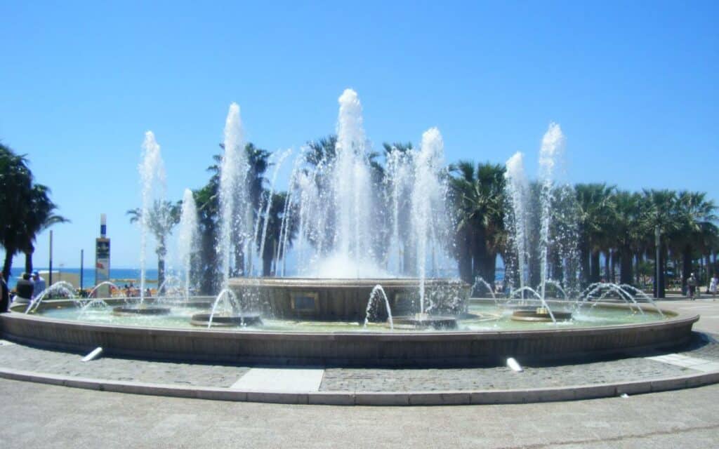 Salou is known for its lovely seaside fountains. 