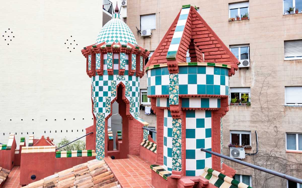 Details of the chimneys